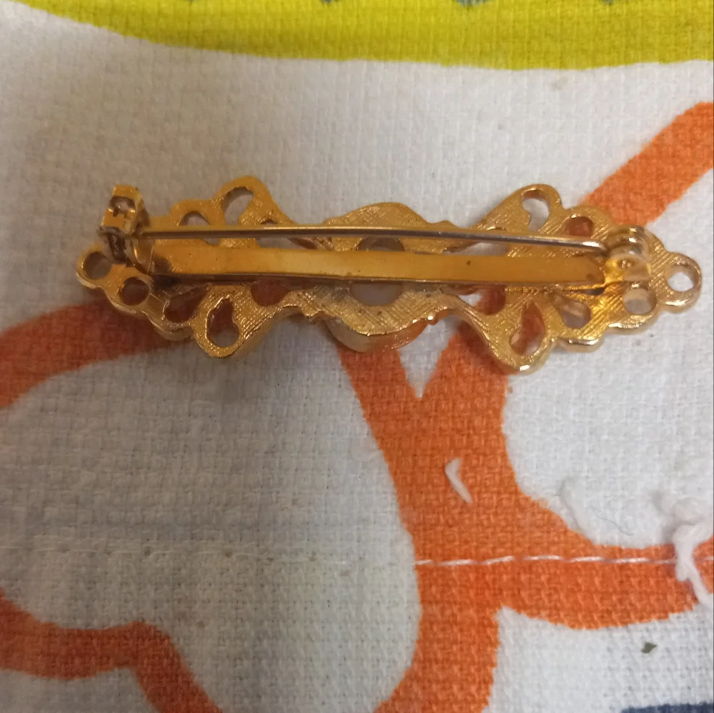 Pin - Picture 2 of 3